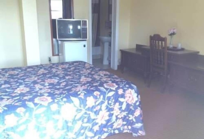 فندق Budget Inn   Strasburg