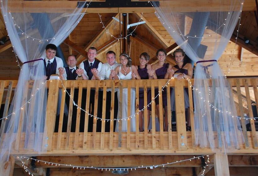 Отель Caberfae Peaks Ski & Golf Resort