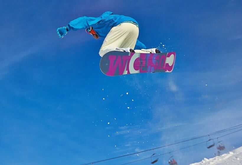 בית מלון כפרי Caberfae Peaks Ski & Golf Resort