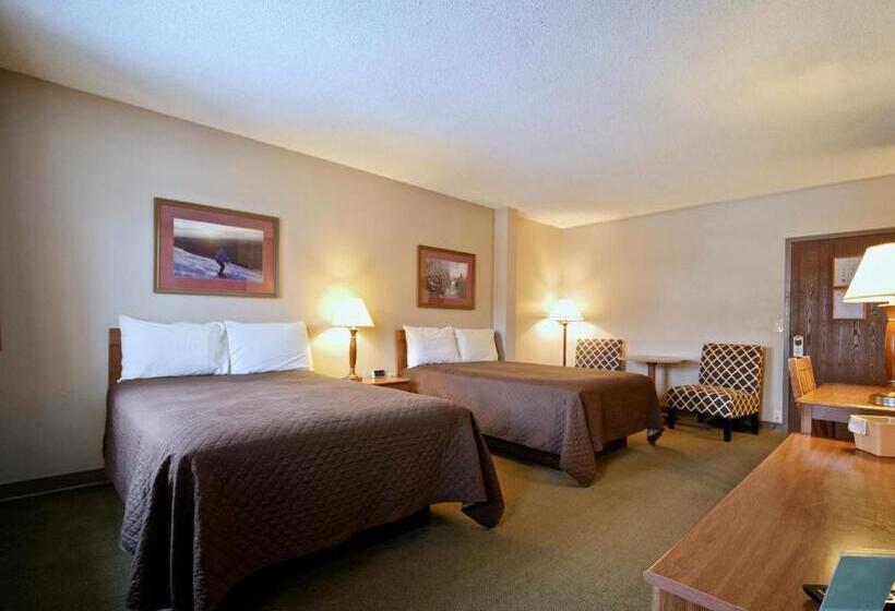 בית מלון כפרי Caberfae Peaks Ski & Golf Resort