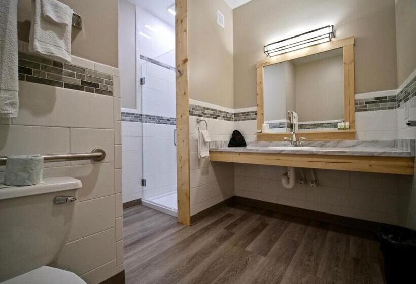 בית מלון כפרי Caberfae Peaks Ski & Golf Resort