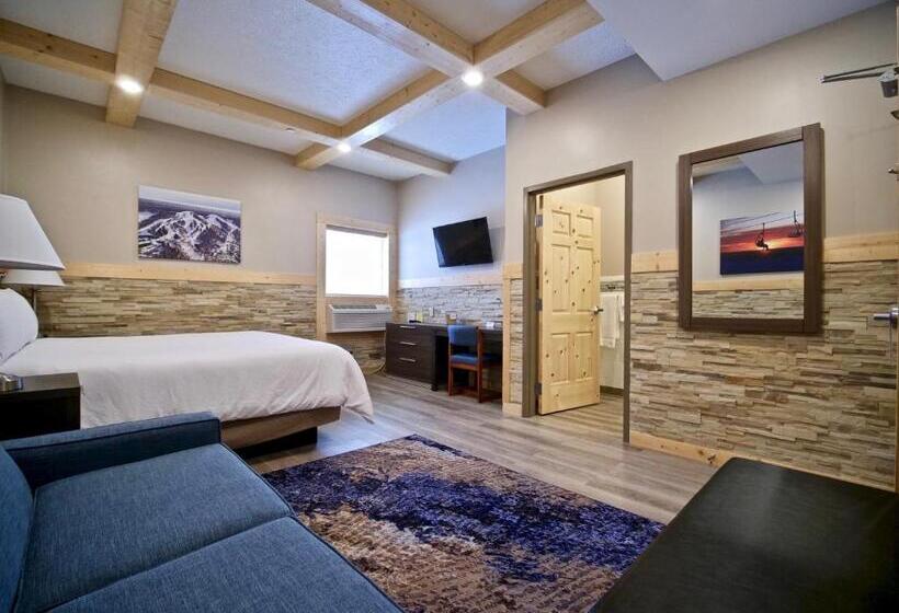 בית מלון כפרי Caberfae Peaks Ski & Golf Resort