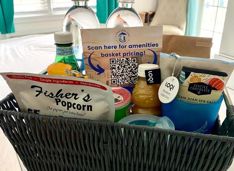 فندق Canalside Inn