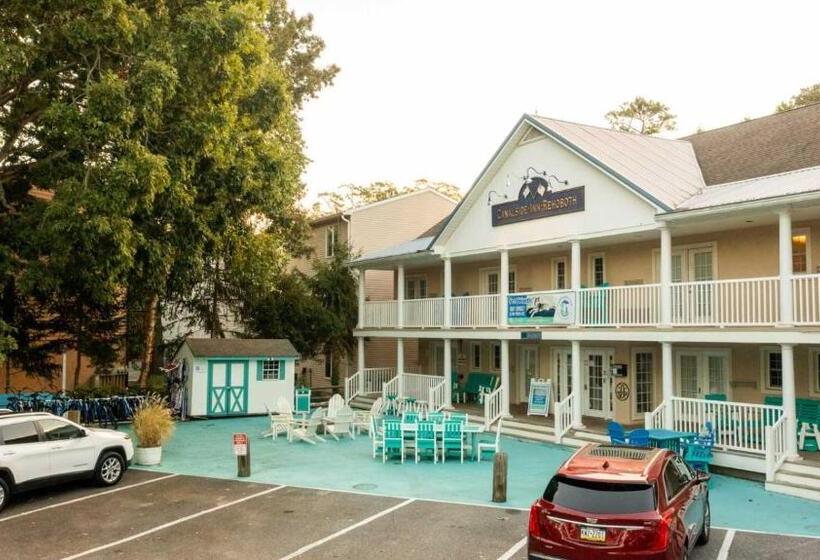 Отель Canalside Inn