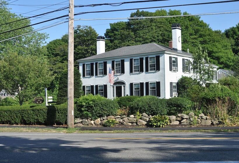 فندق Candleberry Inn On Cape Cod