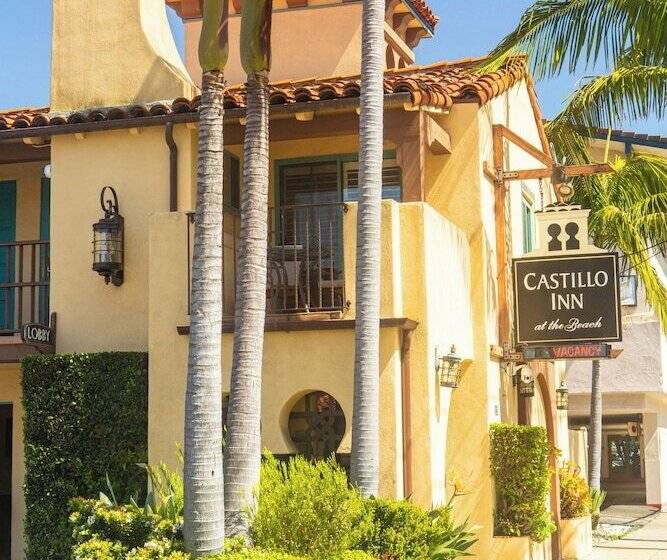 בית מלון כפרי Castillo Inn At The Beach
