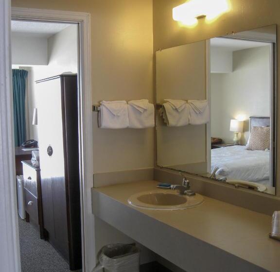 ホテル Cedar Hill Lodge