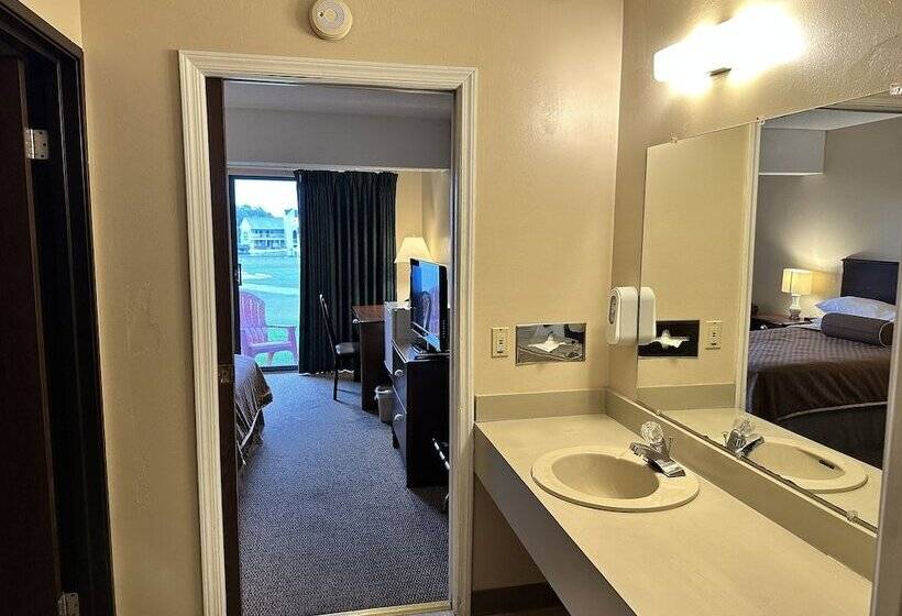 ホテル Cedar Hill Lodge