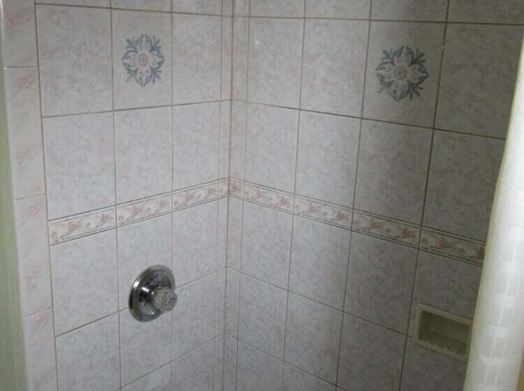 فندق Civic Center Lodge / Lake Merritt Bart