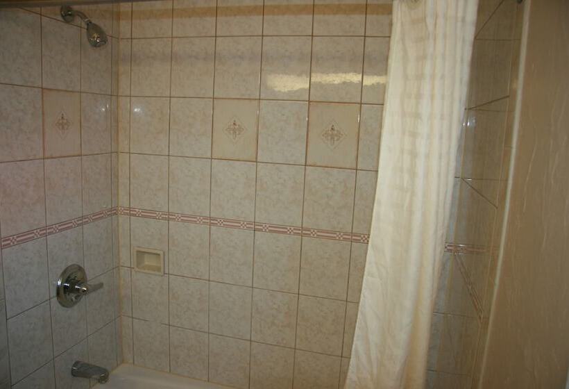 فندق Civic Center Lodge / Lake Merritt Bart