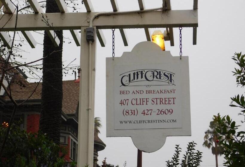 ホテル Cliff Crest Inn