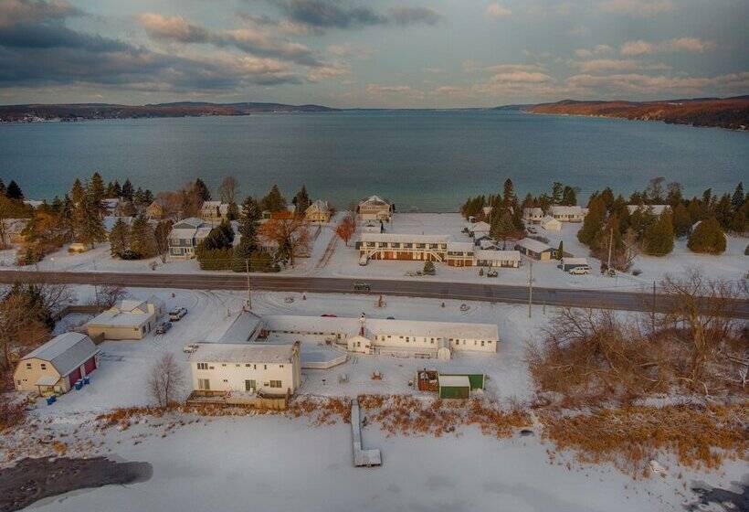 فندق Coastal Inn