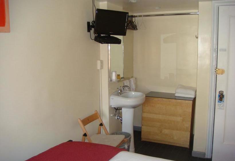 هتل Colonial House Inn