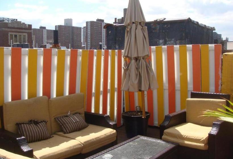 هتل Colonial House Inn