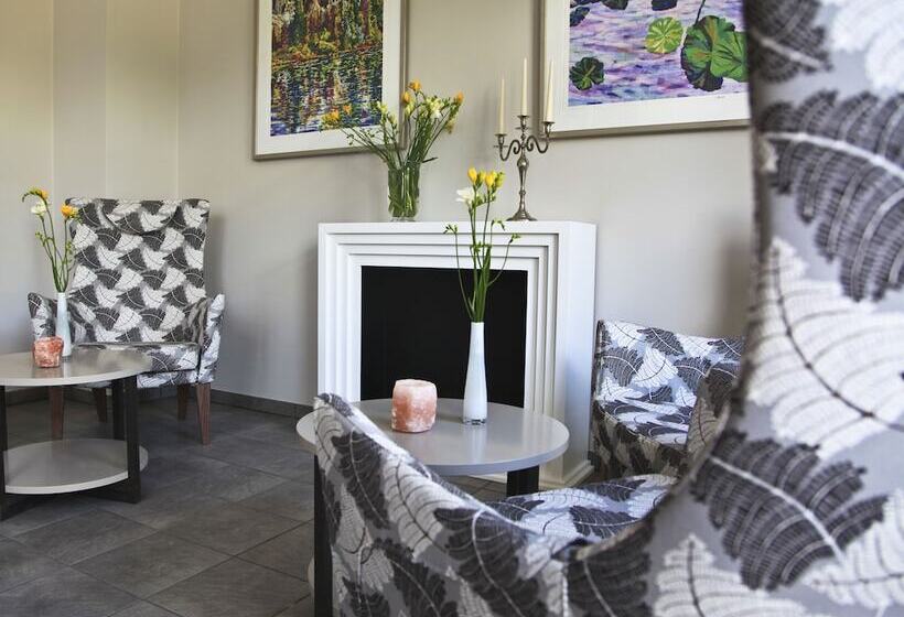 ホテル Country Inn Suiten