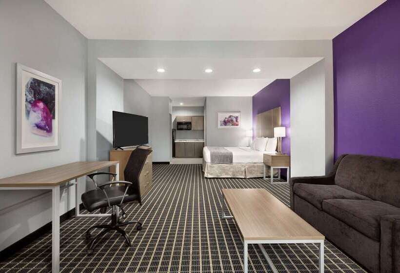 Отель Days Inn By Wyndham Odessa