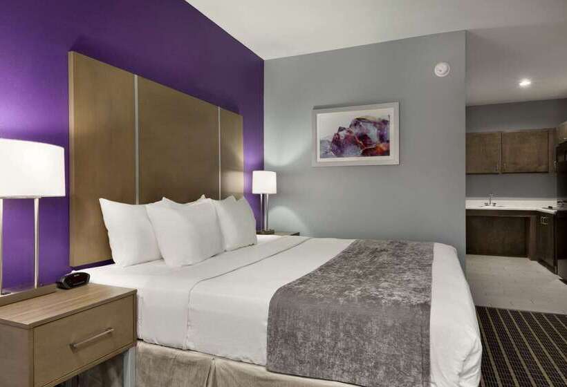 Отель Days Inn By Wyndham Odessa