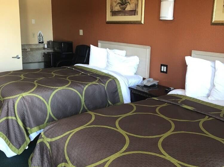 ホテル Desert Inn