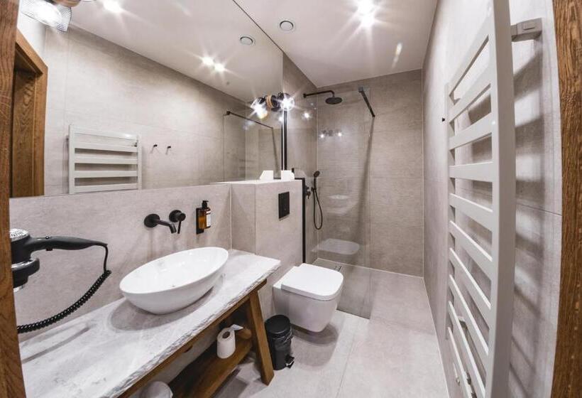 Dwór Bogucin Hotel&restauracja