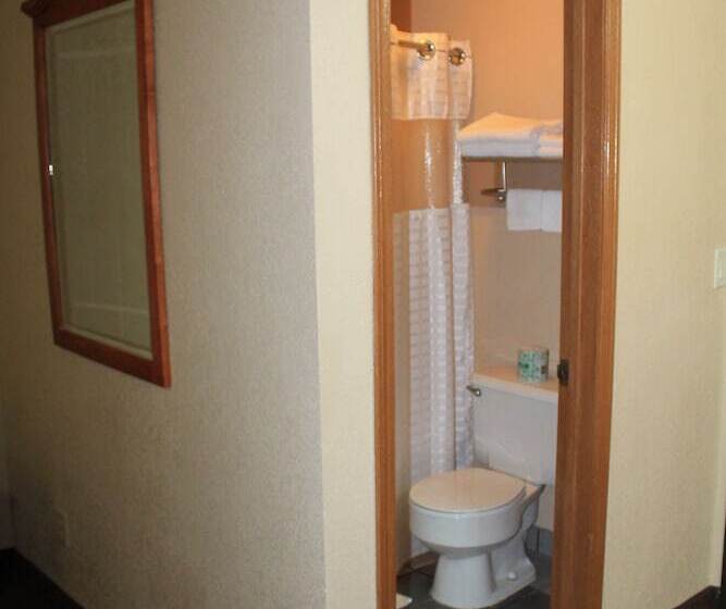 فندق Eco Lux Inn Norfolk