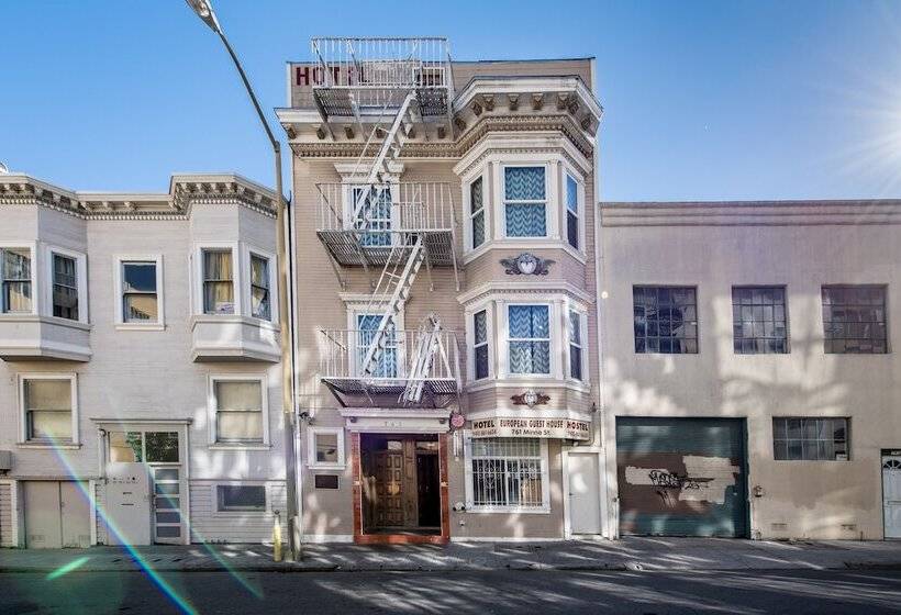 Отель European Hostel