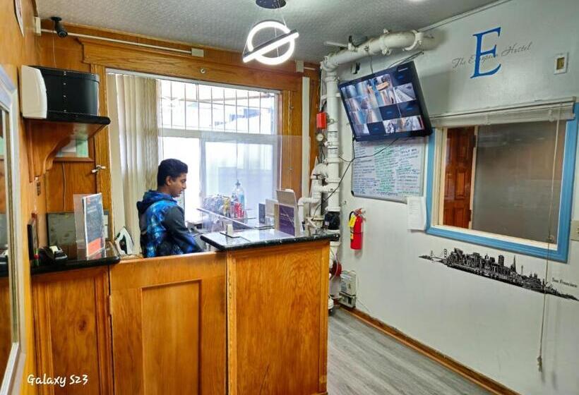 Отель European Hostel