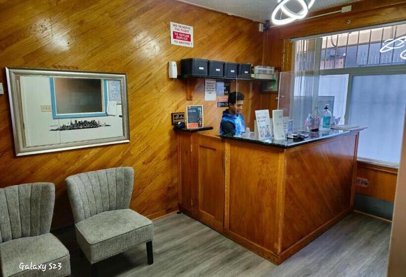 Отель European Hostel