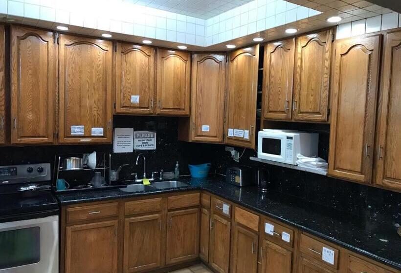 Отель European Hostel