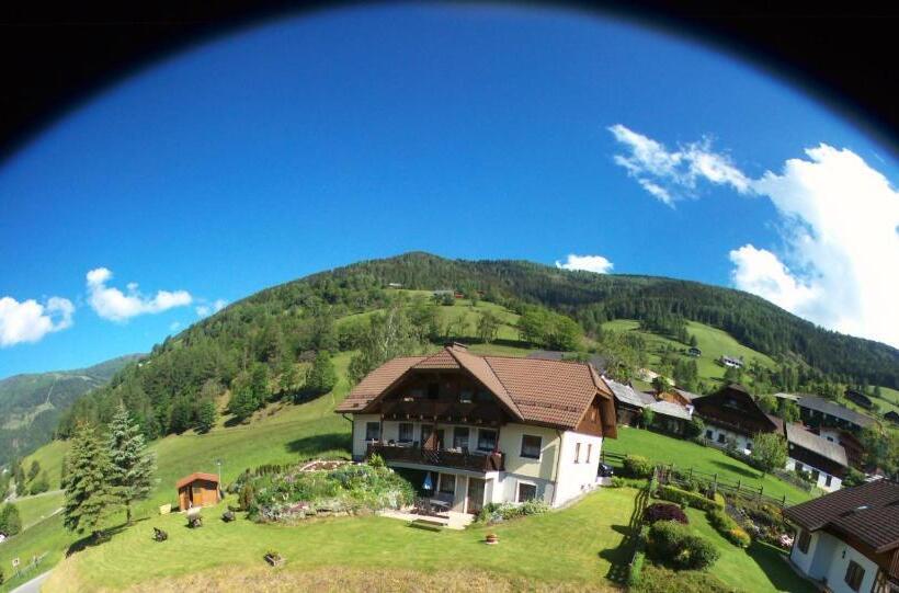 酒店 Ferienhaus Christina & Haus Dr. Krainer