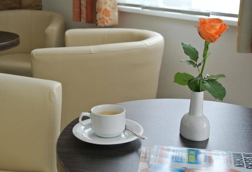 فندق Frühstückspension Paradiesgartl