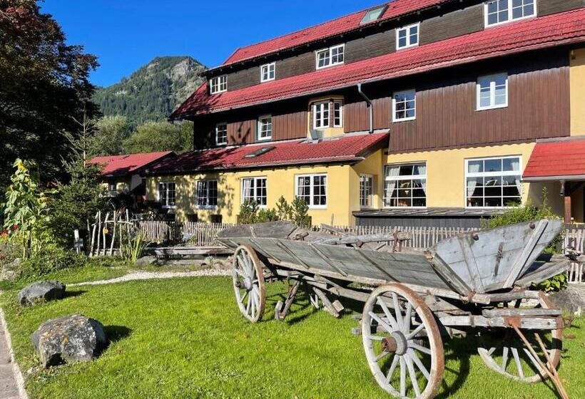 Отель Gasthof Im Wiesengrund
