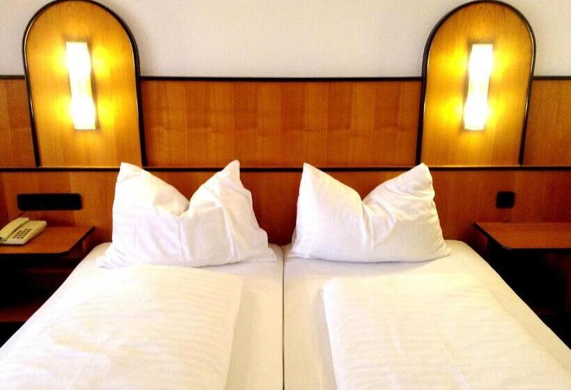 בית מלון כפרי Gasthof Sonne