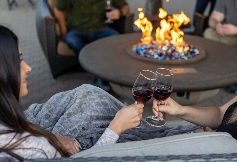 ホテル Golden Haven Hot Springs