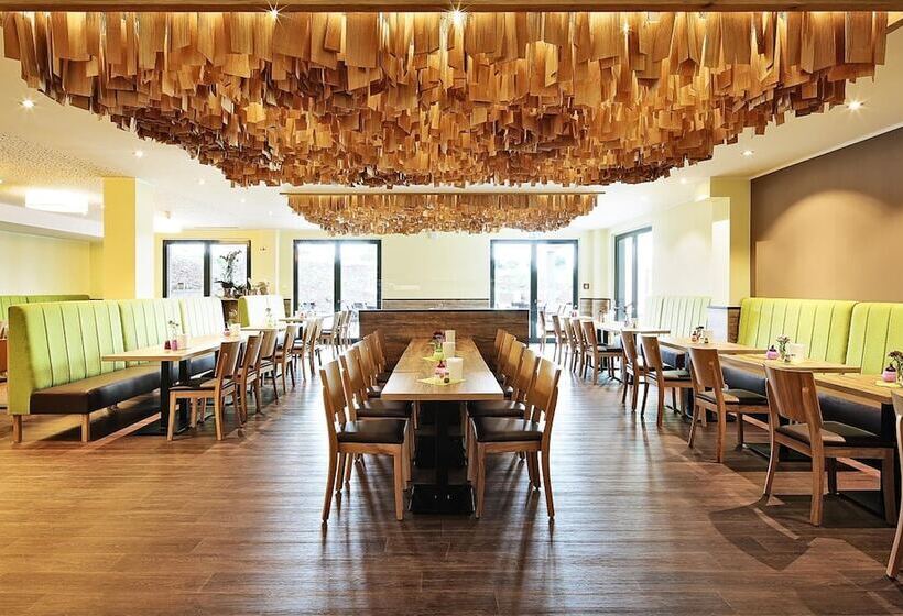 Отель Green Deer Bavarian