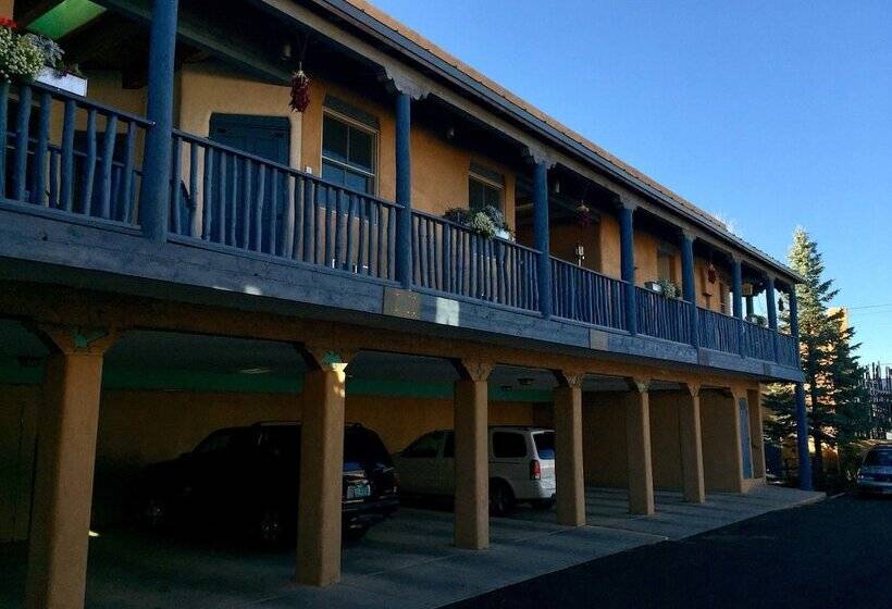 酒店 Guadalupe Inn