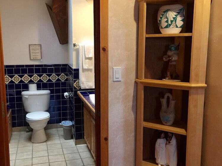 酒店 Guadalupe Inn