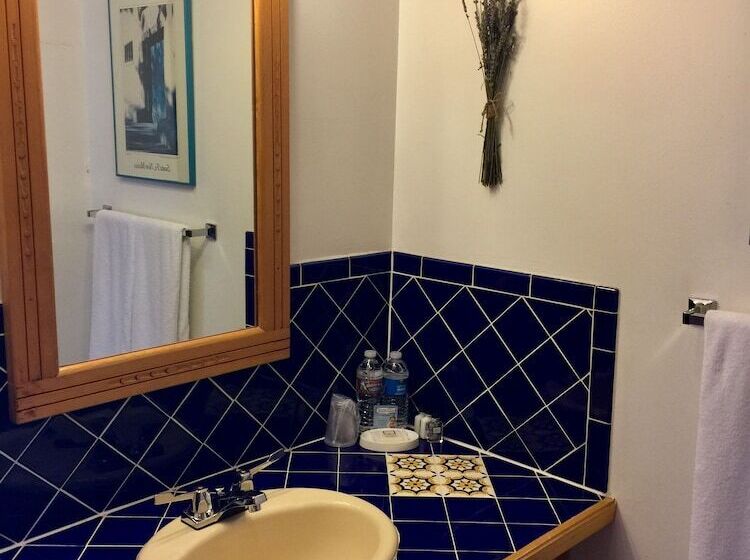 酒店 Guadalupe Inn