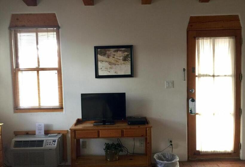 酒店 Guadalupe Inn