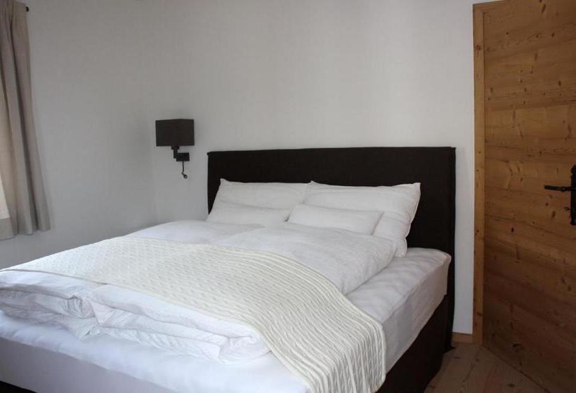 酒店 Hallerwirt Homes