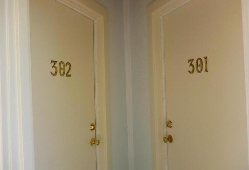 ホテル Harbor Inn