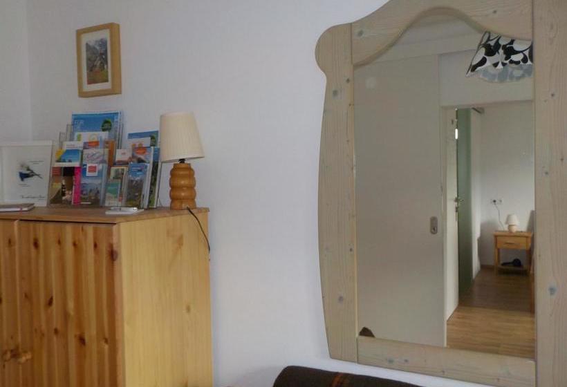 هتل Haus Anastasia