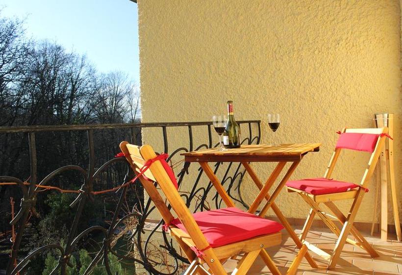 هتل Haus Anastasia