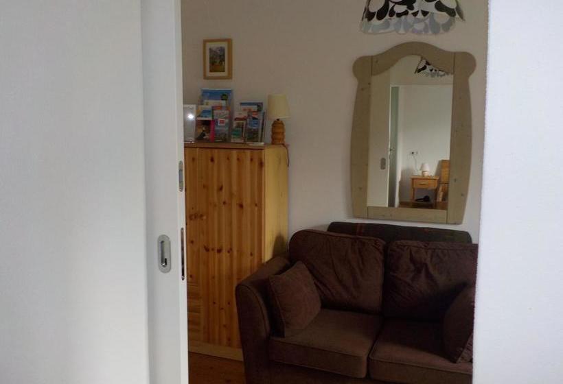 هتل Haus Anastasia