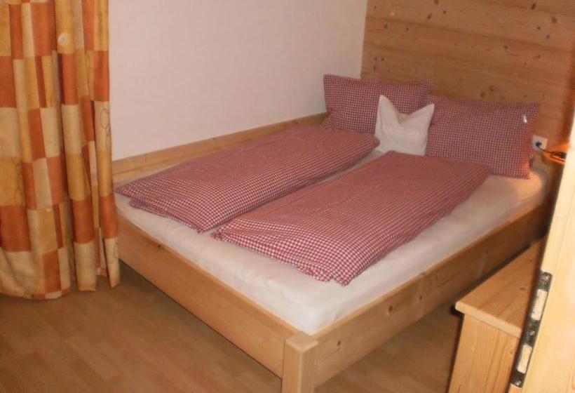 ホテル Haus Hotter