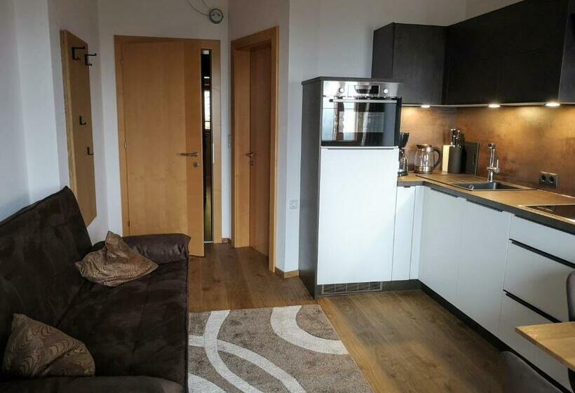 Отель Haus Kristall