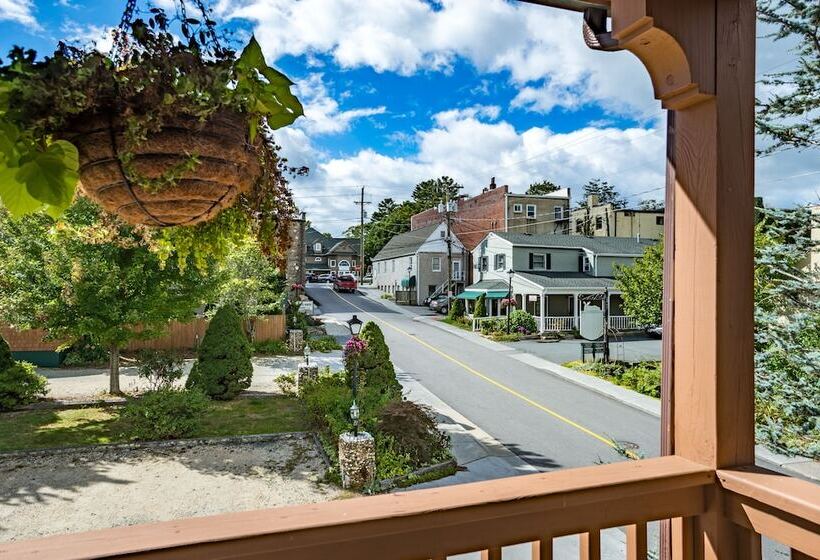 فندق Hemlock Inn