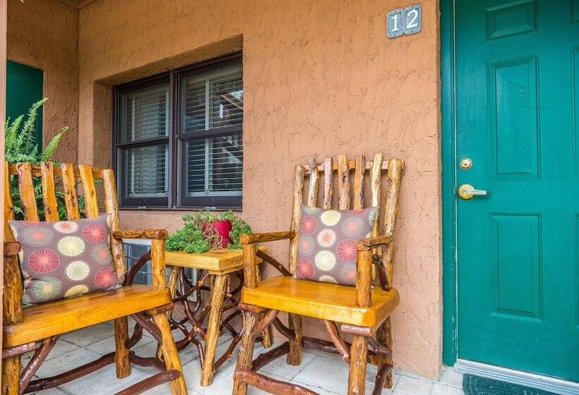 فندق Hemlock Inn