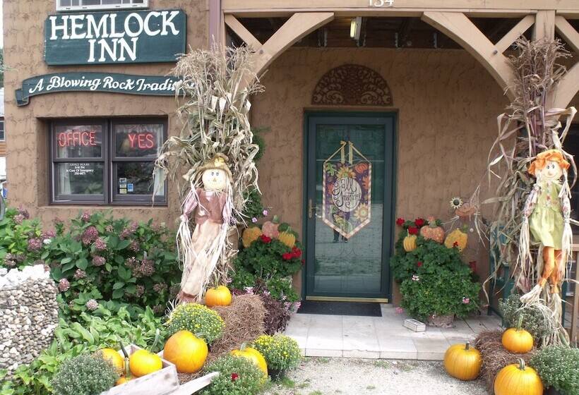 فندق Hemlock Inn