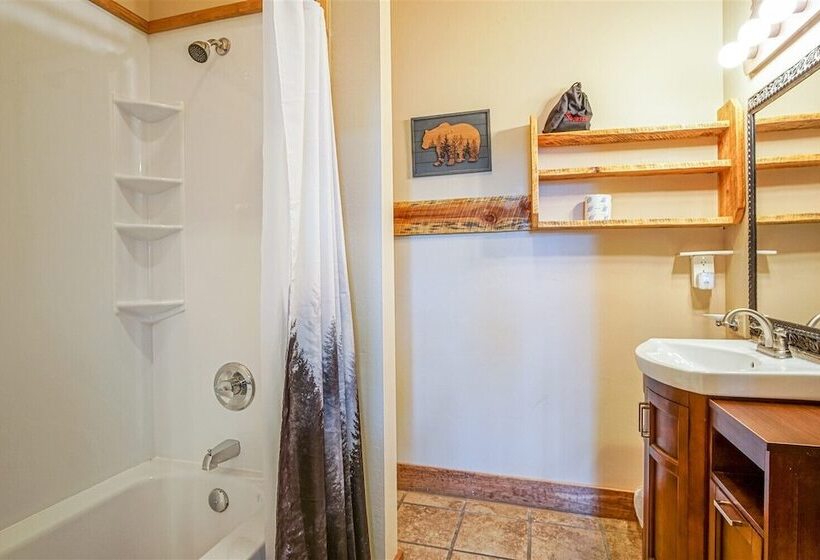 فندق Hemlock Inn