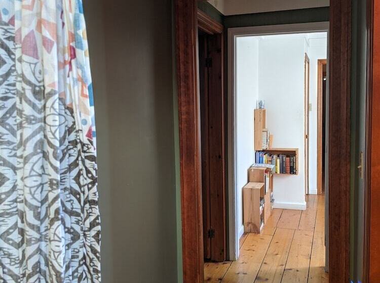 هتل Hostel Tevere